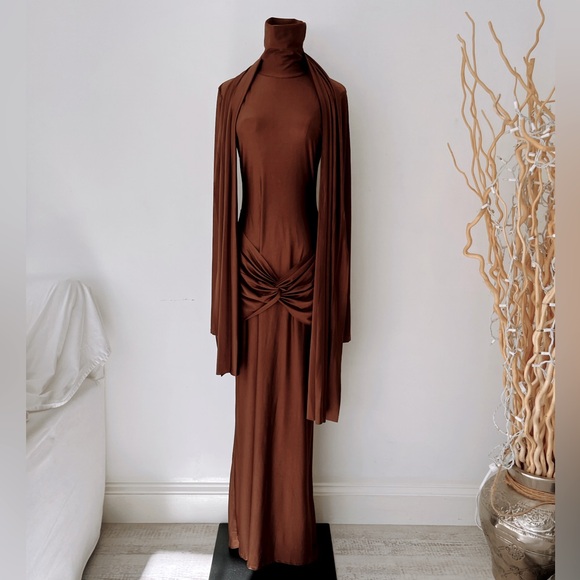 NWT SLEEK AND BEAUTIFUL CHOCOLATE BROWN LONG SLEEVED DRESS WITH OPTIONAL WRAP π - Picture 5 of 16